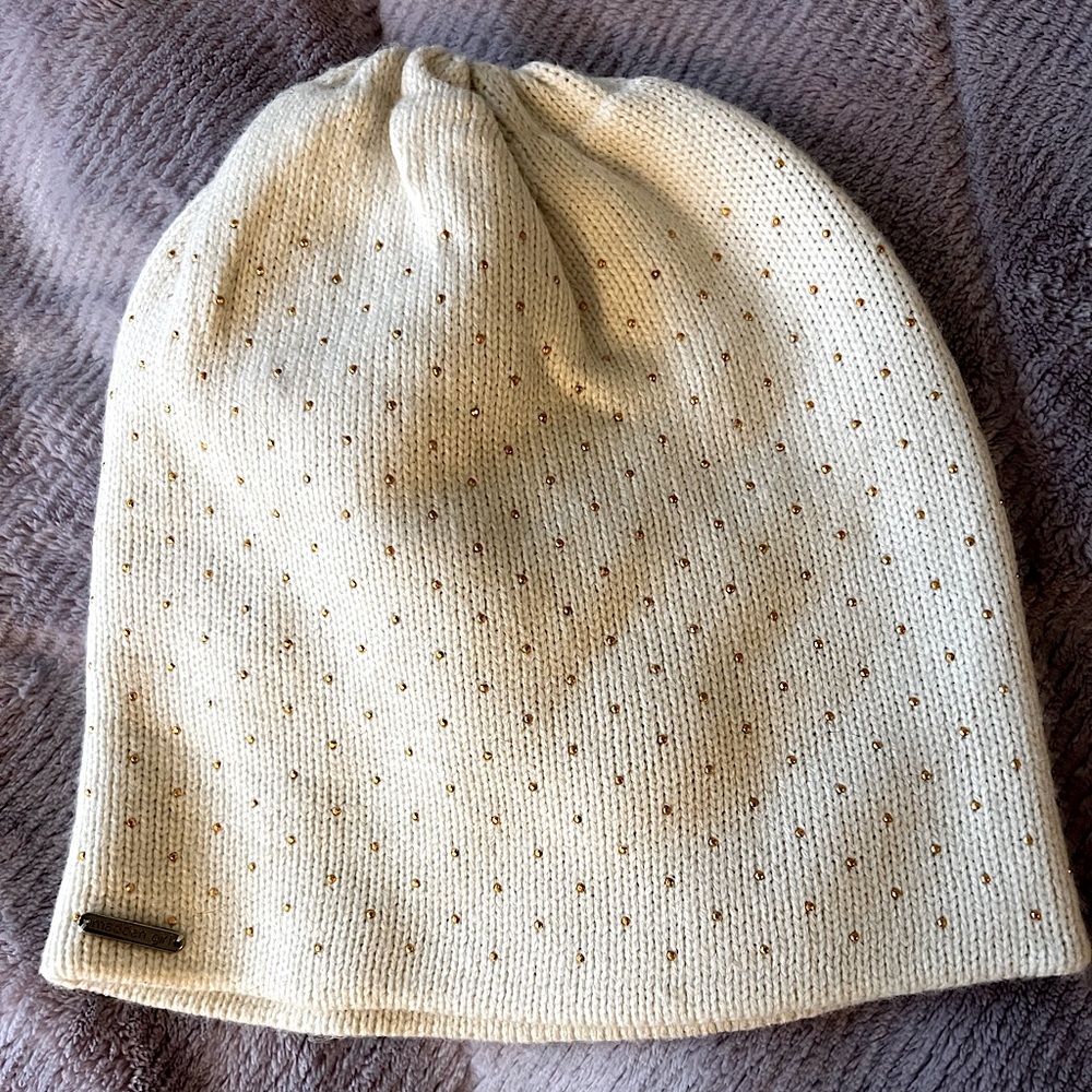 Women’s OS gold accents toque- cream white